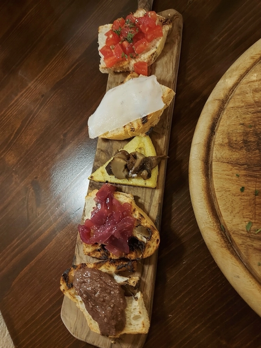 Tagliere di salumi e formaggi toscani trattoria Piazza di Gioco Poggibonsi